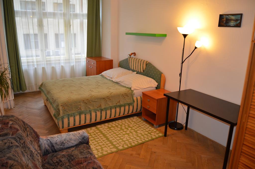 Opletalova Apt Praha